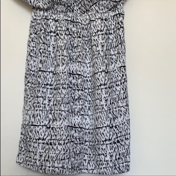 BCBG one shoulder summer dress. - Picture 5 of 6